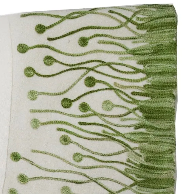 Flora Christmas Tree Skirt in Green
